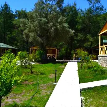 Angels Garden מלון 3*